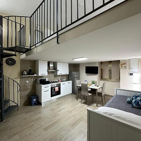 Napoli Centro - La Casa Di Sasa B&B 외부 사진