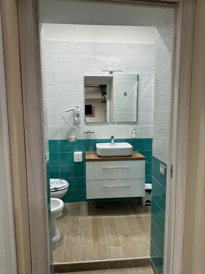 Napoli Centro - La Casa Di Sasa B&B 외부 사진